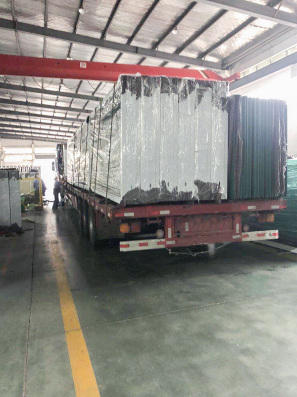 2018.7.4  北京房山公交站臺、候車亭發(fā)貨