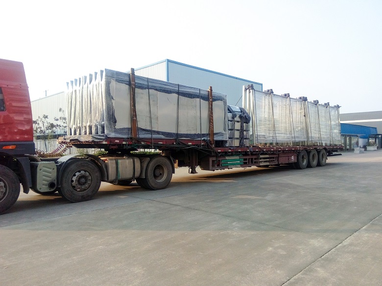 2018.7.10  山東文登公交站臺、候車亭發(fā)貨