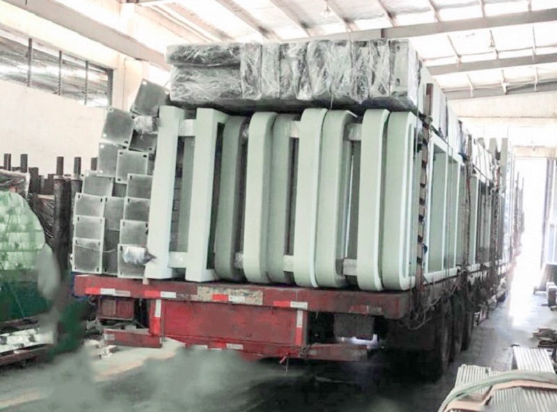 2018.7.18  湖南長沙公交站臺、候車亭發(fā)貨