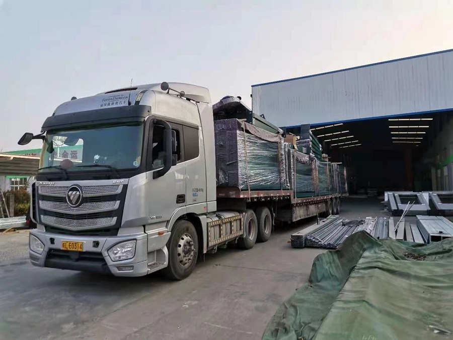 【2020年12月15日】海南三亞候車亭項(xiàng)目第二車發(fā)貨通知